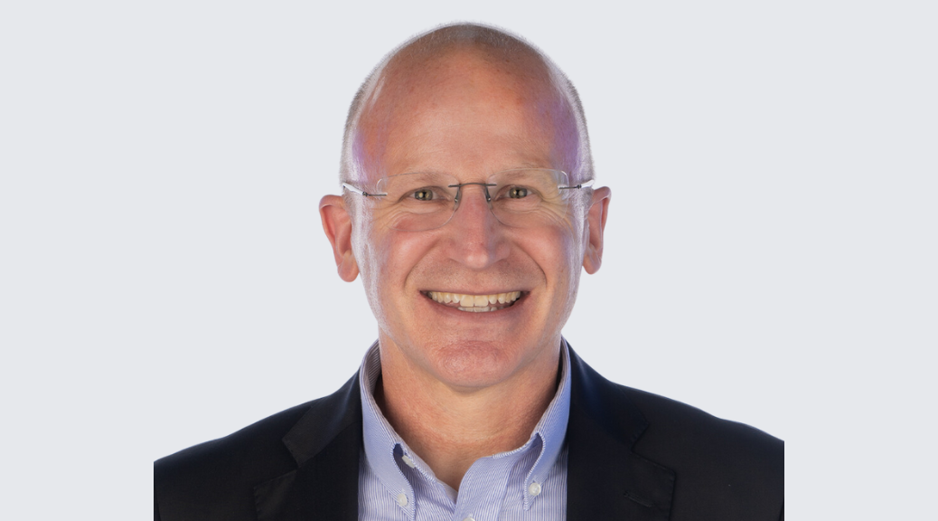 Joel Davis headshot